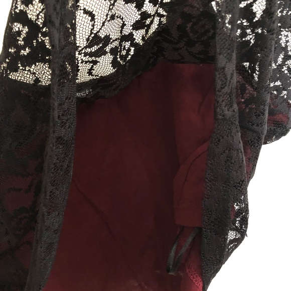 Select black and burgundy lace crop top - Picture 6 of 7